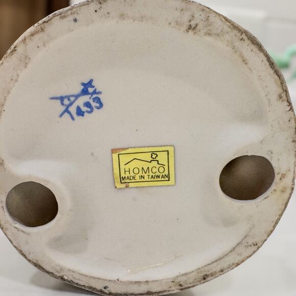 1960’s Vintage Homco Woman with Grapes Figurine, #1433, Farmyard Collection, 8”H - Picture 7 of 10